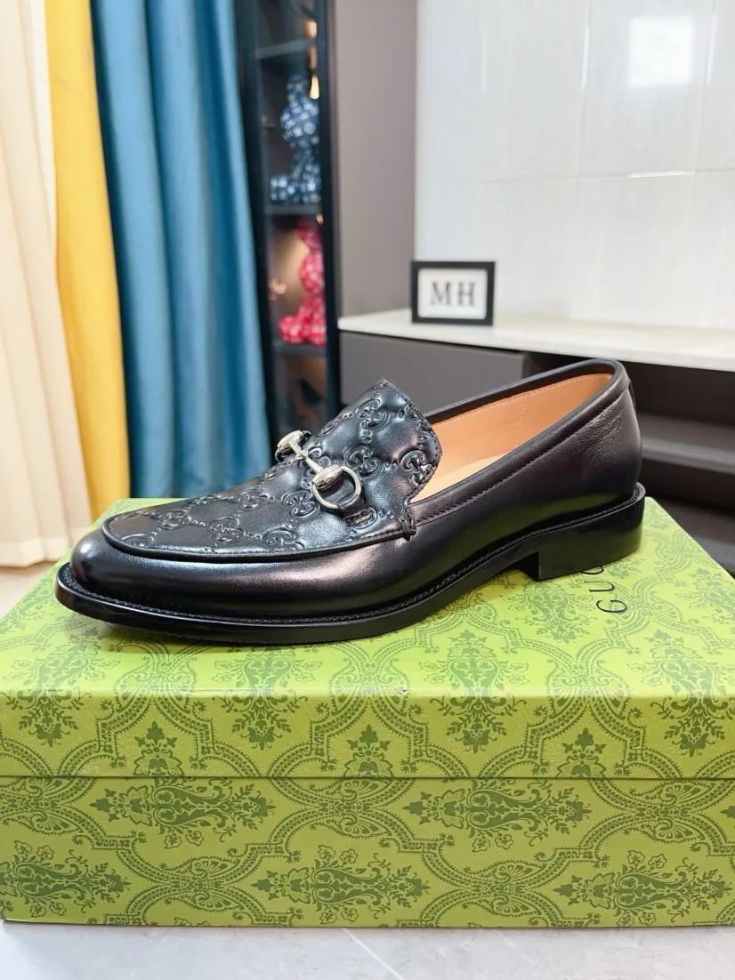 Men's Men's Shoes 💰520🌹🌹【GUCCI】The most popular classic Gucci leather shoes. Synchronized with the official website, the upper is made of Italian first-layer cowhide ➕cowhide lining, with unique brand and unique craftsmanship. Highlighting the hot style of the new year. Stop hesitating, stop wandering, get it now. Number: 38--44
